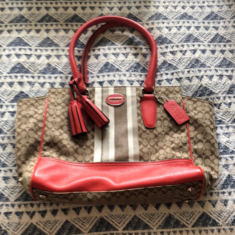 Coach purse.
